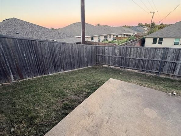 909  Bee Creek Lane , Fort Worth Texas 76120