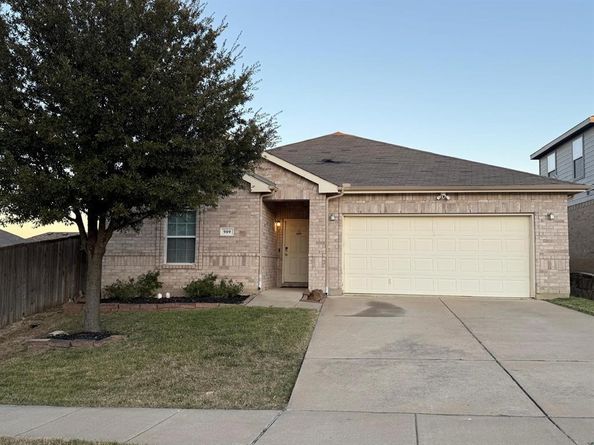 909  Bee Creek Lane , Fort Worth Texas 76120