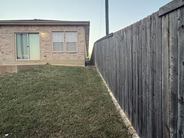 909  Bee Creek Lane , Fort Worth Texas 76120