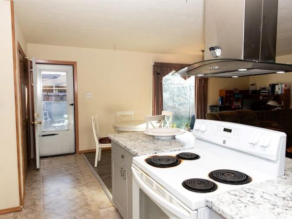 7154  Hedge Drive , Dallas Texas 75249