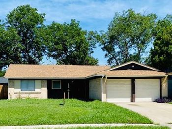 3513  Emerald Drive 