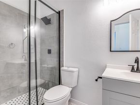 600  Loch Chalet Court , Arlington Texas 76012