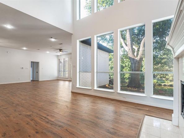 600  Loch Chalet Court , Arlington Texas 76012