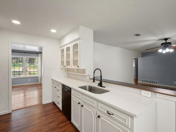 1714  Cheryl Lane , Arlington Texas 76013