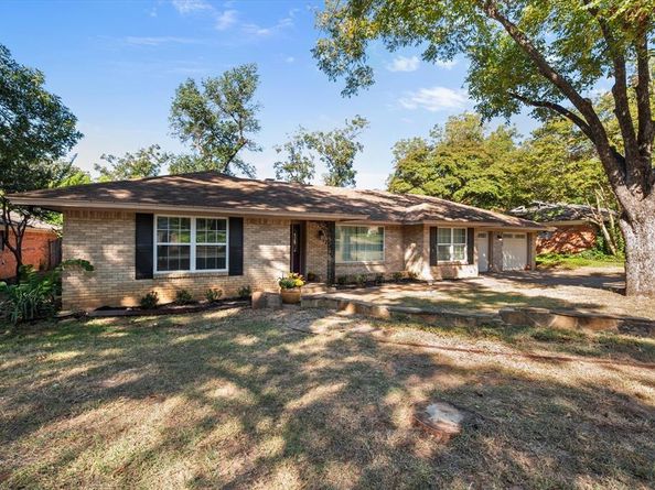 1714  Cheryl Lane , Arlington Texas 76013