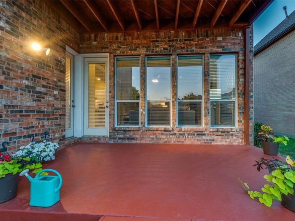 3604  University Park Lane , Irving Texas 75062