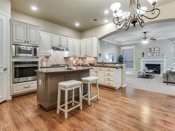 3604  University Park Lane , Irving Texas 75062