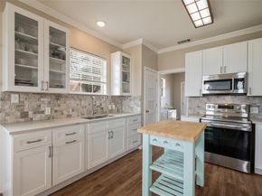 823  Frenchtown Road , Argyle Texas 76226