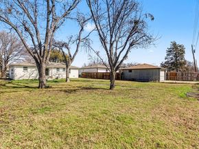 1010  Noble Avenue , Carrollton Texas 75006