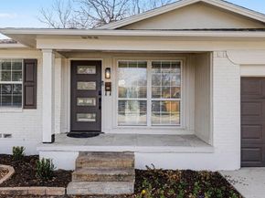 1010  Noble Avenue , Carrollton Texas 75006