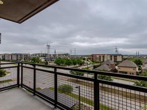 3517  Windhaven Parkway  2404, Lewisville Texas 75056