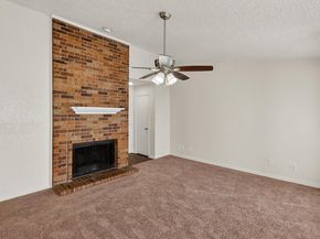 1212  Horizon Trail  3620, Arlington Texas 76011