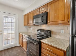 1212  Horizon Trail  3620, Arlington Texas 76011