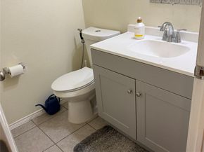 4353  Annesley Lane , Irving Texas 75062