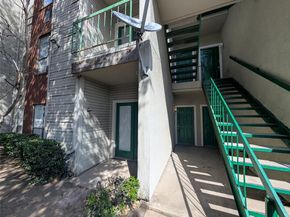 7126  Holly Hill Drive  111, Dallas Texas 75231