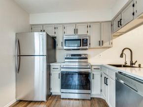 2321  Torrington Drive  D, Arlington Texas 76012