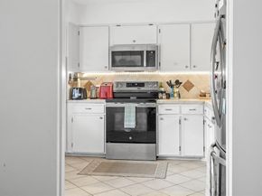 10548  Stone Canyon Road  230, Dallas Texas 75230