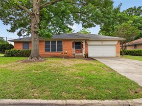 7132  Sorenson Circle , Dallas Texas 75227