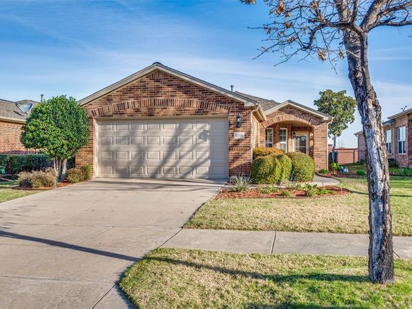 1216  Troon Drive , Frisco Texas 75036