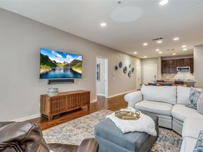 4319  Bowser Avenue  204, Dallas Texas 75219