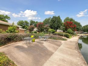 2204  Winewood Lane , Arlington Texas 76013