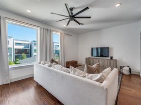 712  Rainwater Road  7, Dallas Texas 75218
