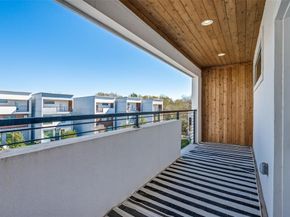 712  Rainwater Road  7, Dallas Texas 75218