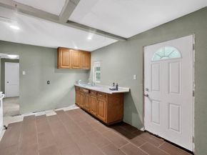 3102  Kilburn Avenue , Dallas Texas 75216