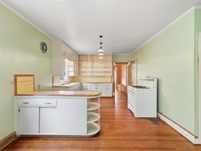 2044 W Oak Street , Denton Texas 76201