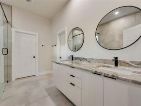 1623  Lansford Avenue , Dallas Texas 75224