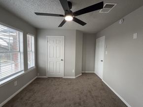 704  Inglewood Trail , DeSoto Texas 75115