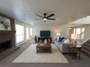 704  Inglewood Trail , DeSoto Texas 75115