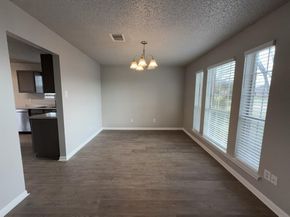 704  Inglewood Trail , DeSoto Texas 75115