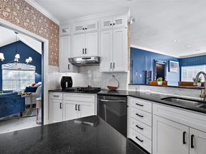 9427  Vista Circle , Irving Texas 75063