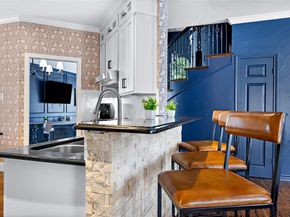 9427  Vista Circle , Irving Texas 75063