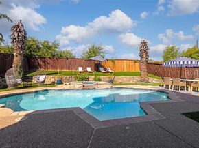 9427  Vista Circle , Irving Texas 75063
