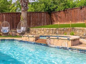 9427  Vista Circle , Irving Texas 75063