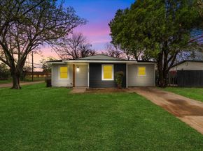 3744 S Hughes Avenue , Fort Worth Texas 76119