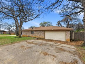 4300  Spring Hill Lane , Arlington Texas 76016