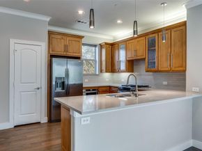 6333  Richmond Avenue  A, Dallas Texas 75214