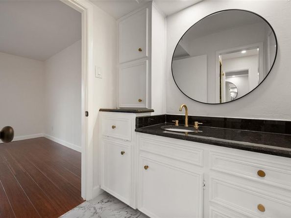 701  Rocky Canyon Road , Arlington Texas 76012