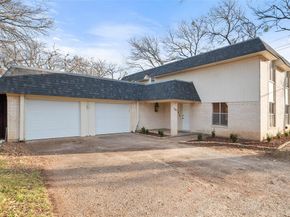 701  Rocky Canyon Road , Arlington Texas 76012