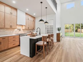 2401  Peabody Avenue , Dallas Texas 75215