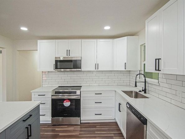 2608  Lockhart Avenue , Dallas Texas 75228
