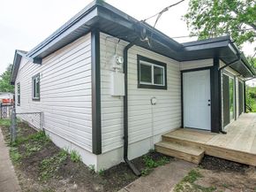 2608  Lockhart Avenue , Dallas Texas 75228