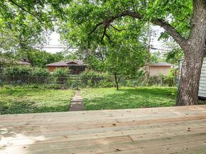 2608  Lockhart Avenue , Dallas Texas 75228