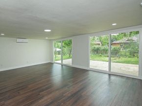 2608  Lockhart Avenue , Dallas Texas 75228