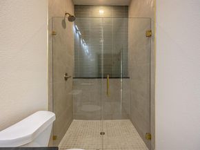 816  Glen Garden  , Fort Worth Texas 76104