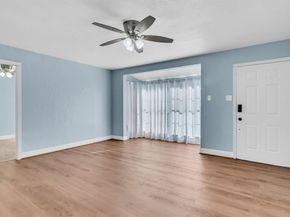212  Mountain View Drive , Azle Texas 76020