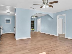 212  Mountain View Drive , Azle Texas 76020